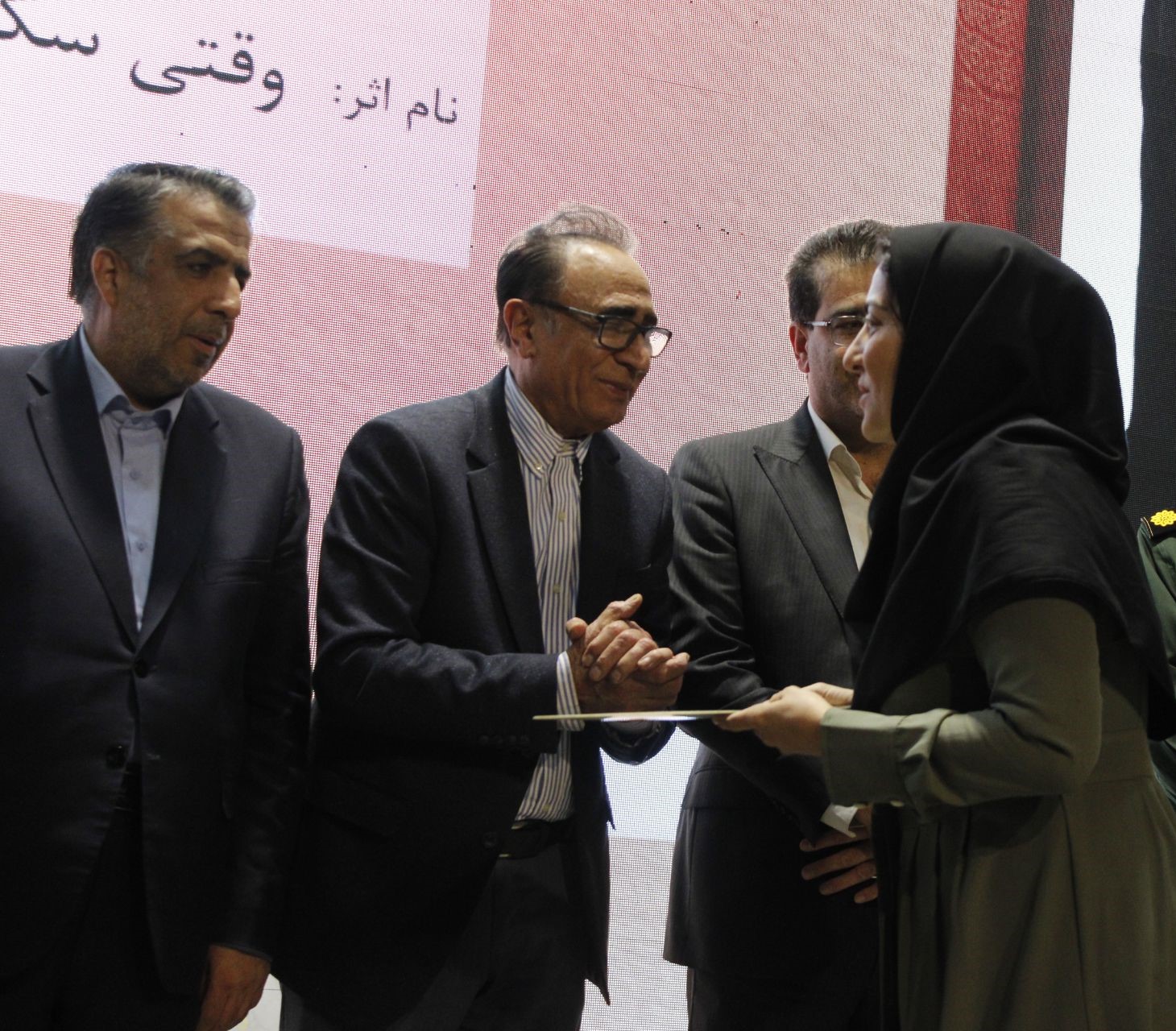 مدیرمسئول پیام اردیبهشت، برگزیده جایزه ادبی یوسف